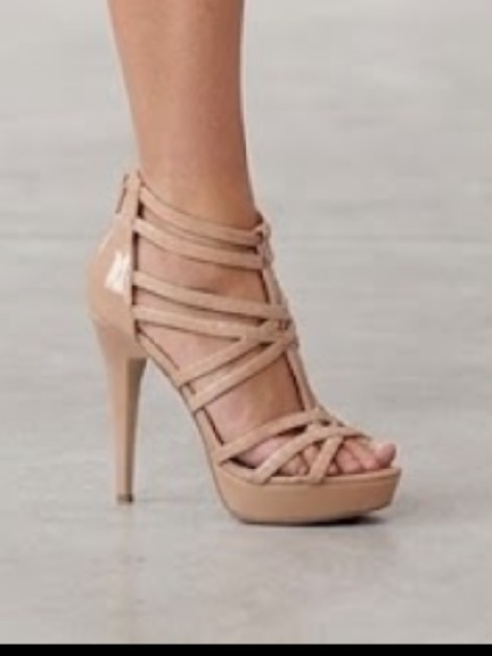 NEW Madden Girl Sexy strappy Caged Gladiator Platform Heels Patent Nude Neutral